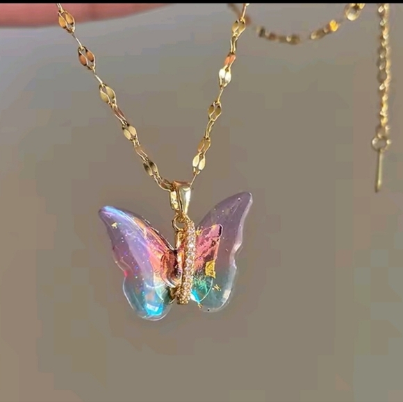boutique Jewelry - Elegant Gold Colorful Crystal Charm Butterfly Pendant Necklace